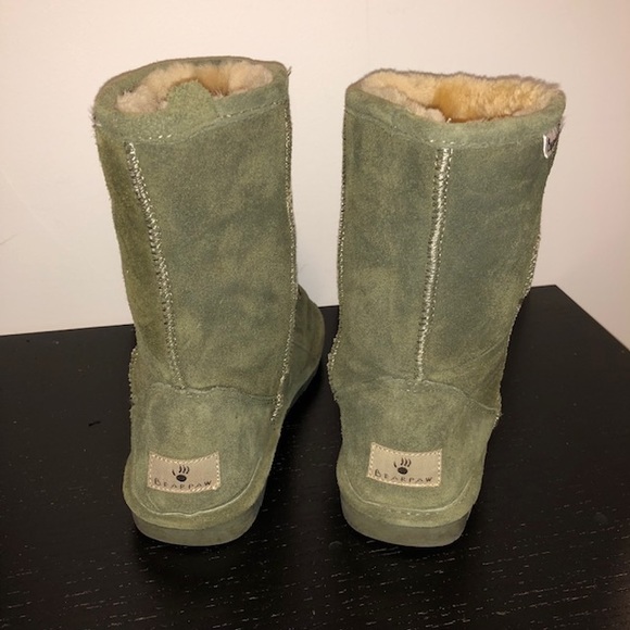 Gorgeous BearPaw winter, snow size 7 - Picture 3 of 6